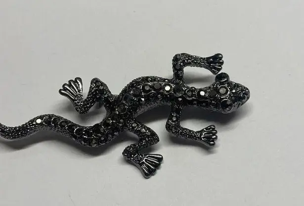 Large Costume Brooch Pin