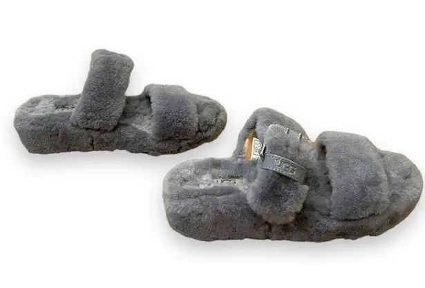 UGG  Fuzz Yeah Women's Sz 6 Slide Shearling Slipper Sandal Flats Fuzzy Cozy Gray