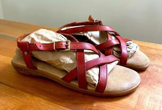 Vintage 80s G.H. Bass Sunjuns Brown Leather Sandals Strappy Flats Retro Boho 7 Tan