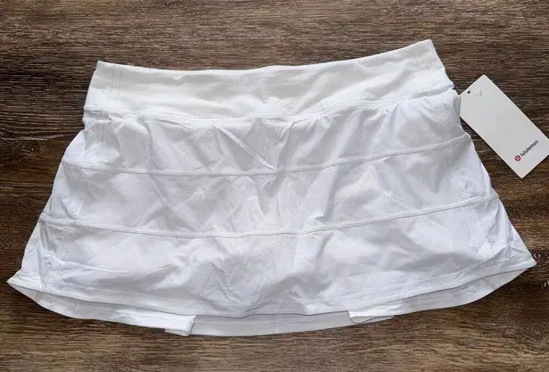 Lululemon  Pace Rival Skirt Mid-Rise Regular White Size 14 NWT