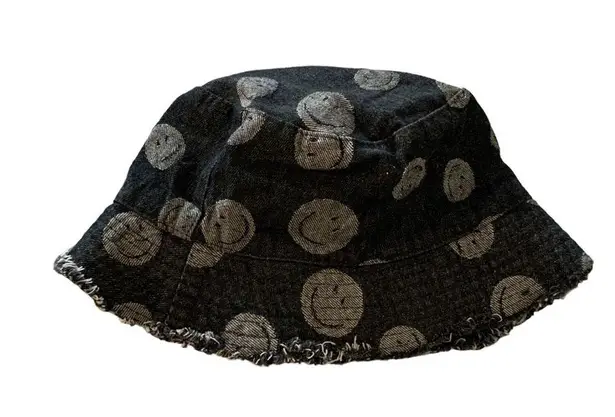 David & Young  black happy face bucket hat with fringe on bottom