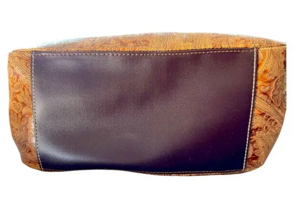 Relic NWOT By Fossil Brown Leather Paisley Print Satchel, Embossed, Leather Snap