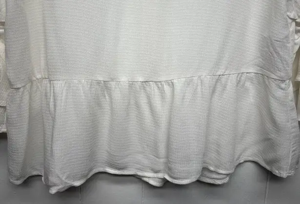 Bershka White Flared 3/4 Sleeve Ruffle Hem Top Size Small Beach Boho Lightweight