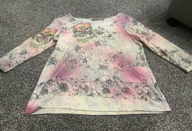 Notations Pink and white butterfly long sleeve shirt L