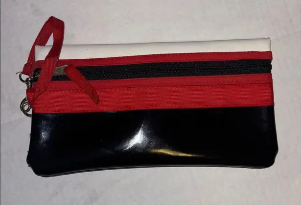 RED AND BLACK AND WHITE CLUTCH/WRISTLET SILVER HARDWARE BLACK PATENT LEATHER - Image 2