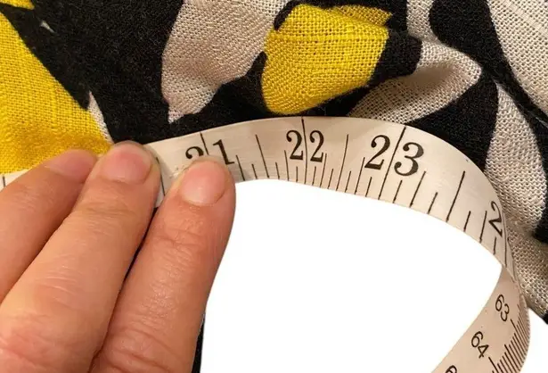 cream with yellow and black print linen blend , oversized statement blazer Size M