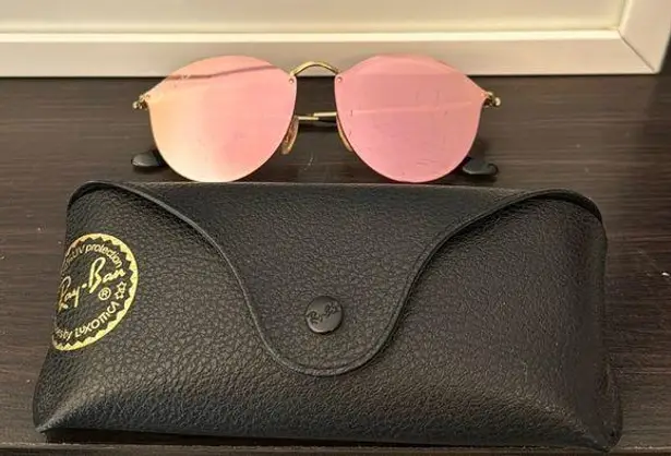 Ray-Ban  Womens Sunglasses Blaze Round pink gold