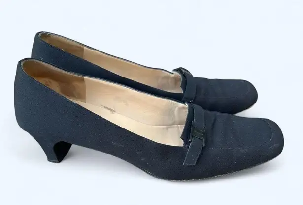 Salvatore Ferragamo Women's Black Low Heel Buckle Accent Pumps size 8 2A