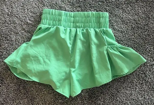 Free People  flirty green  Shorts, S