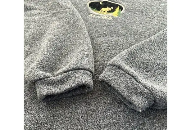 Vintage 90s Cozy Alaska Moose Embroidered Navy Blue Sweatshirt size L Gorpcore Size L