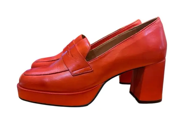 Miz Mooz Penni Red Leather Platform Heeled Loafer Womens 37 / US 6.5-7 Twee