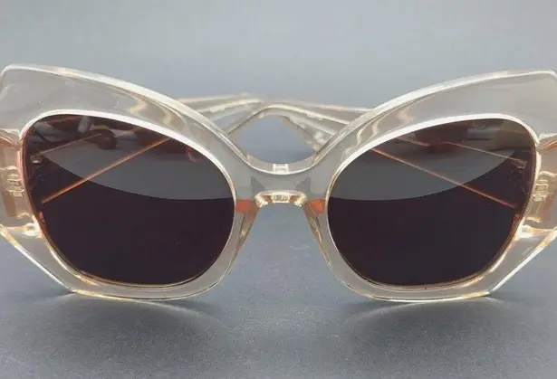 Elizabeth and James Rare Roslie Geo Butterfly Sunglasses Crystal Tea Color EJS1722