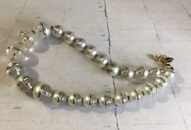 Coldwater Creek 0069 MCM-style Lucite Beaded Necklace w/Silver Tone Hardware