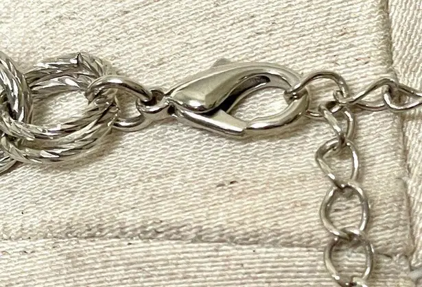 Silver tone chain link necklace