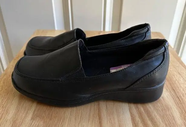 Safe T Step Womens Slip On Low Top Loafer Black Size 6.5W / Eur 38 Sku 2795