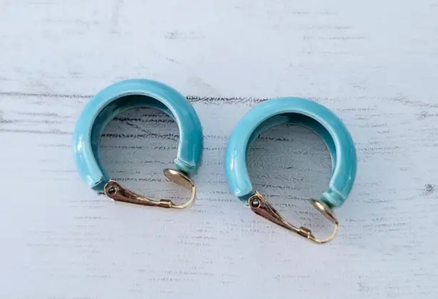 Vintage Clip On Earrings Light Blue Retro Chunky Hoops 0.75"