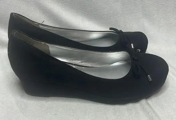 American Eagle  Black Wedges Size 4