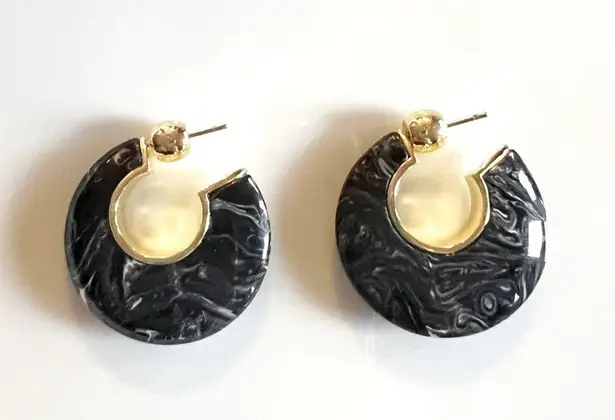 Gorjana Black Paseo Marble Arc Hoop Earrings