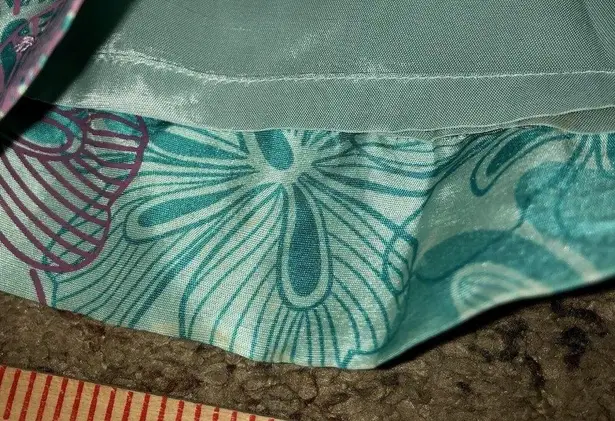 Vintage Papell Petites Pants Womens 4P Used 100% Silk Beaded