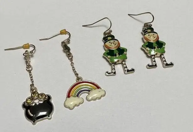 Lot Of 2 Pierced Earrings Dangle Drop St Patrick’s Irish Leprechaun / Rainbow