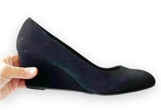 Rialto Freda Faux Suede Wedges Size 11 Black Round Toe Pump Witchy Goth Dark