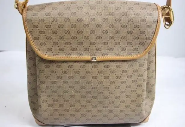 Gucci Vintage Authentic  Purse