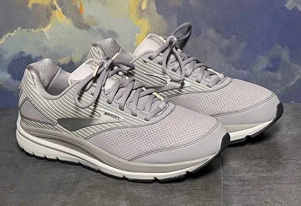 Brooks Addiction WLK Women's Suede Gray Walking Shoes Size 10.5B