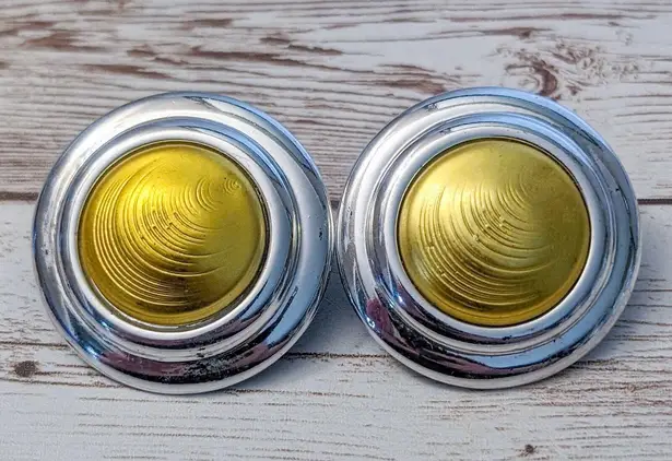 Vintage Clip On Earrings