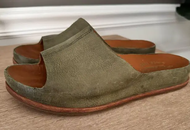 Kork-Ease Tutsi Olive Green Leather Slides | Women’s Comfort Slip-On Size 8 NWOT