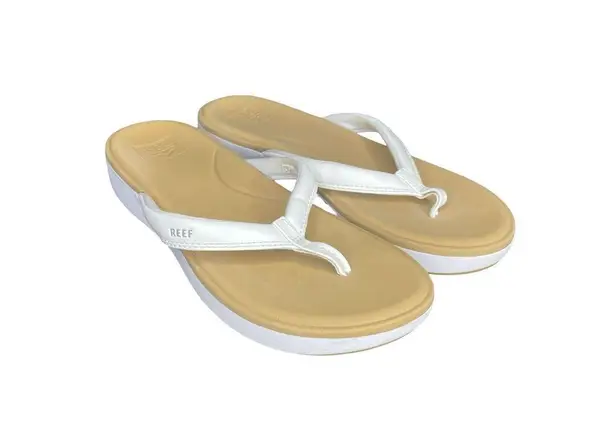 REEF Women's Size 9 Cushion Cloud White Tan Flip Flops Sandals Slip-Ons