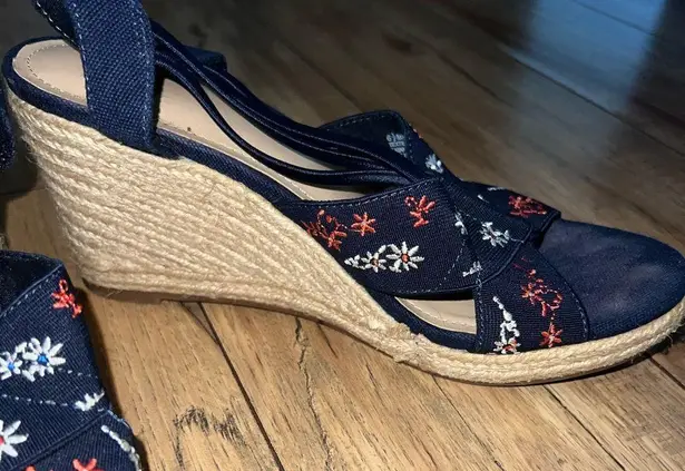 Christopher & Banks floral heels