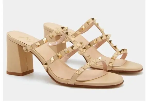 French Sole Foster Gold Triangle Stud Sandals Beige Leather 7.5 Block Heel