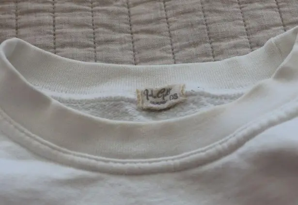 Brandy Melville  Crew Neck Sweatshirt