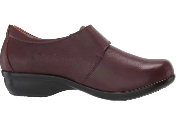 Propet Propét Women's Autumn Clog in Chocolate/Burgundy
