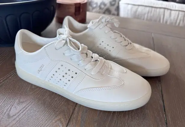 JSlides Hattie Perforated Low Top Sneaker In OffWhite Size 8 White - Image 1