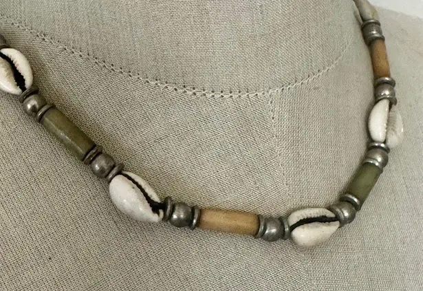 Vintage Cowrie Shell & Bone Bead Choker Necklace