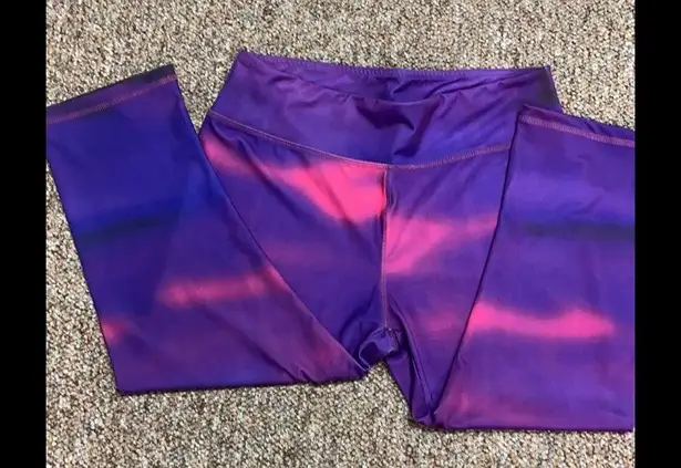 Take A Walk purple & pink yoga Capri pants - size Medium