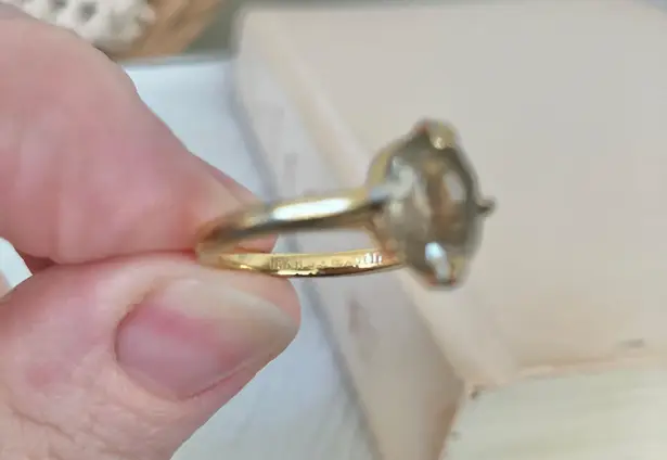 18KHG Avon Smokey Solitaire Oval Gold Ring Minimal Elegant Classic Femme Neutral Jewelry