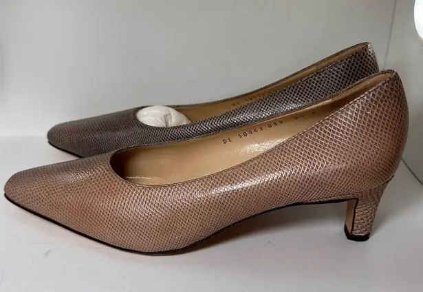 Salvatore Ferragamo New Never Worn Snakeskin Pumps Heels Leather Made Italy 8.5