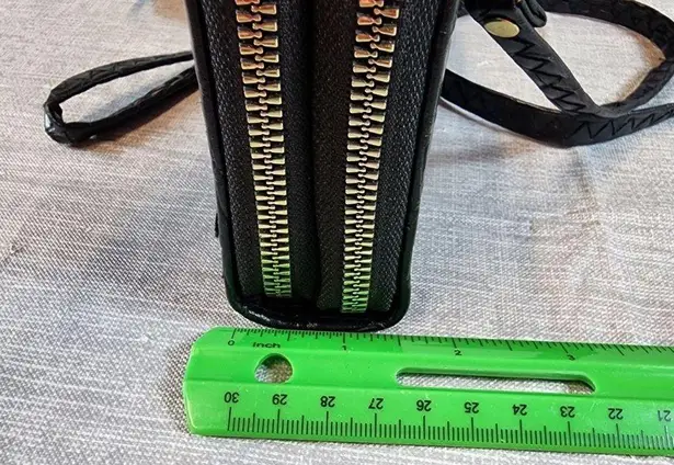 Cross Body Wristlet Purse Black Removable Strap Two Sides Zipper