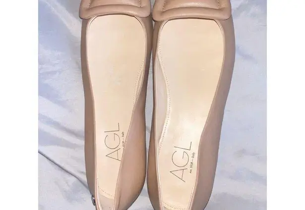 AGL Lolita Womens 39 Beige Leather Slip