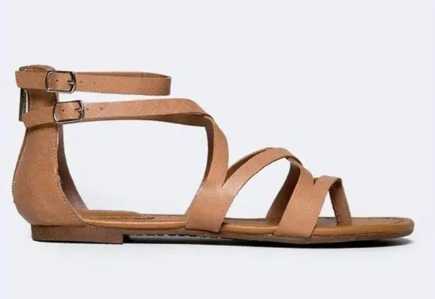 breckelle's Sandals Shine Gladiator Cream Brown Criss-Cross Shoe Size 9