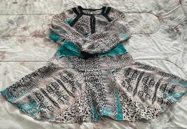 Twelfth Street by Cynthia Vincent 100% Silk Mixed Media Green Animal Print Mini Dress, size 4