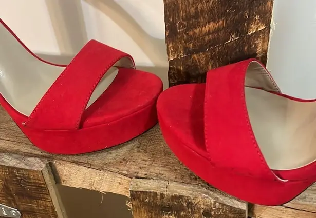 Dream Paris Dream Pairs heels woman’s red chunky fashion ankle strap platform shoe New Sz 7