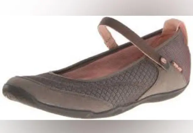 Teva Niyama flats mary Jane Shoes size women's 9 brown