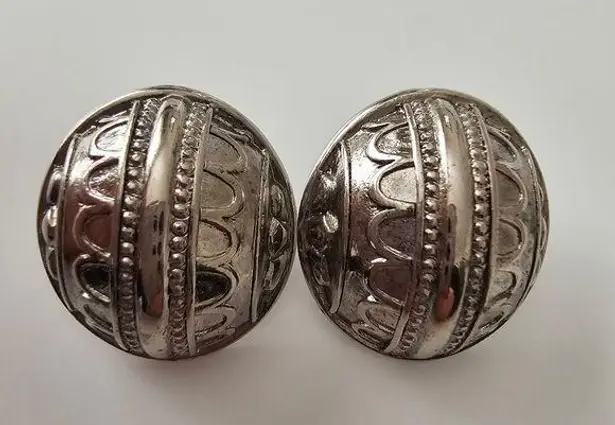 Avon 80s Maximalist Silver textures metal Dome Vintage Statement earrings