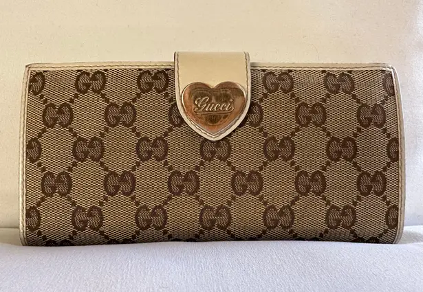 Gucci Heart GG Logo Canvas Leather Long Bifold Wallet 🍀