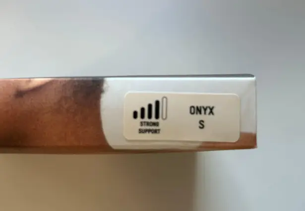 SKIMS seamless sculpt bralette- NWT- onyx