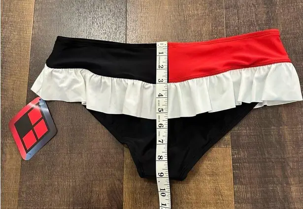 DC Comics NWT Harley Quinn Licensed Bikini Ruffled Swim Bottom Size Medium