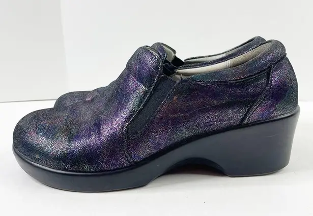 Alegria Eryn Leather Iridescent Comfort Shoe in Soirée